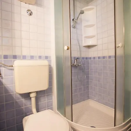 Apartman Lina *